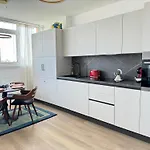 Luxus Living In بورغاس