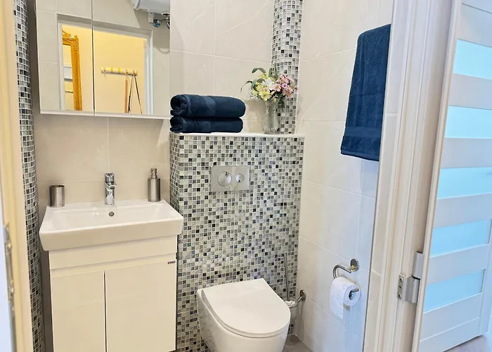 Luxus Living In شقة *