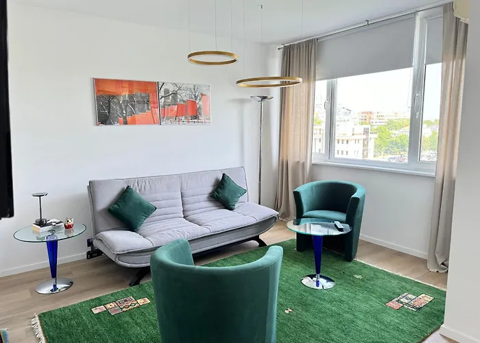 Luxus Living In * بورغاس