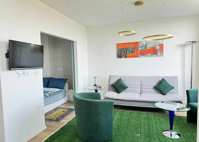 Luxus Living In شقة