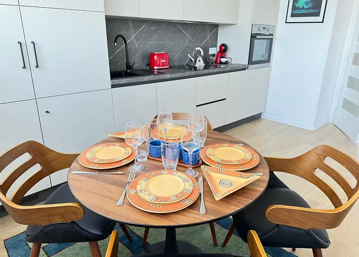 Luxus Living In شقة